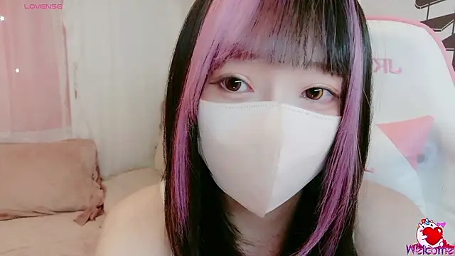 yuayua854 online show from 03/05/26, 04:09