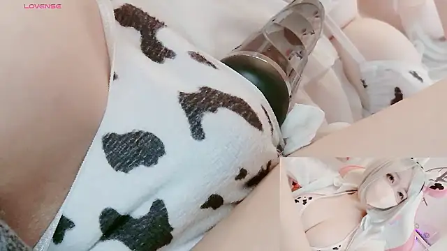 yuayua854 online show from 05/10/26, 07:45