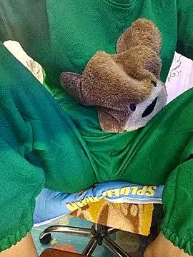 Snapshot of Haralushiaaa chatting on 02/08/26, 05:05 Haralushiaaa online show from 02/08/26, 05:05