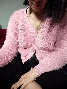 Haralushiaaa online show from 11/17/25, 05:55