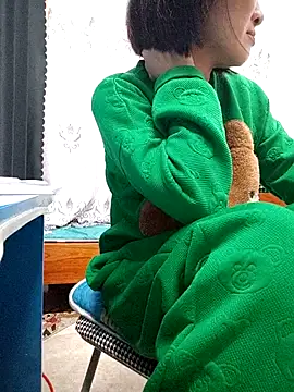 Haralushiaaa online show from 12/01/25, 03:40