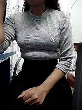 Haralushiaaa online show from 10/23/25, 12:59