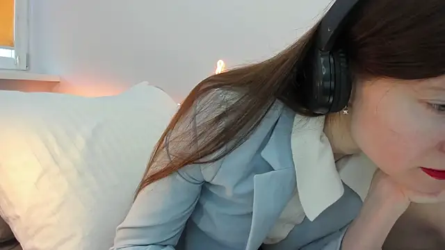 Your Librarian online show from 02/15/26, 01:21