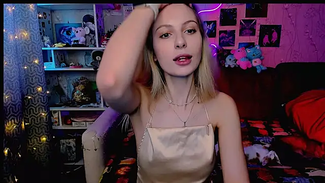 Snapshot of Maria_Hunt chatting on 01/21/25, 06:22 Maria Hunt online show from 01/21/25, 06:22