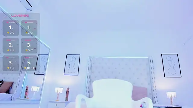 Coco Balenciaga  online show from 02/11/25, 06:22