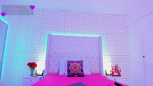 Coco Balenciaga  online show from 05/12/26, 11:49