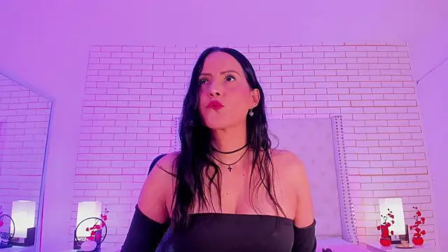 Coco Balenciaga  online show from 04/02/26, 11:39