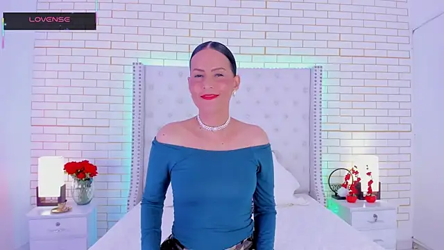 Coco Balenciaga  online show from 05/23/26, 11:42