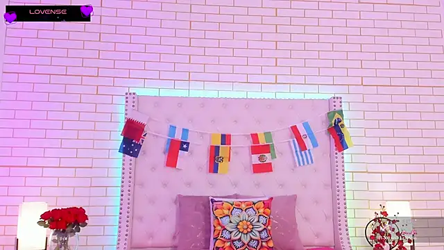 Snapshot of Coco_Balenciaga_ chatting on 06/21/26, 12:11 Coco Balenciaga online show from 06/21/26, 12:11