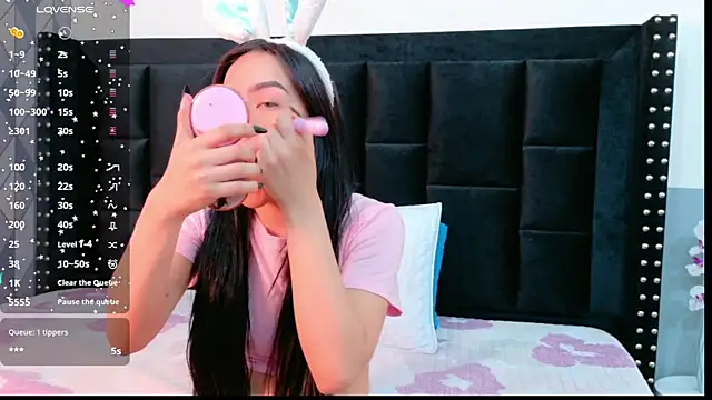 littleebluee online show from 09/13/25, 07:47