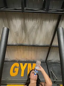 Pretty Isadora online show from 02/12/26, 05:13