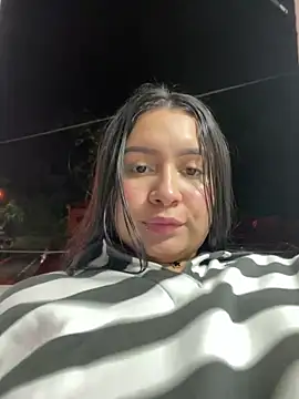 Snapshot of Pretty_Isadora chatting on 03/16/25, 05:36 Pretty Isadora online show from 03/16/25, 05:36