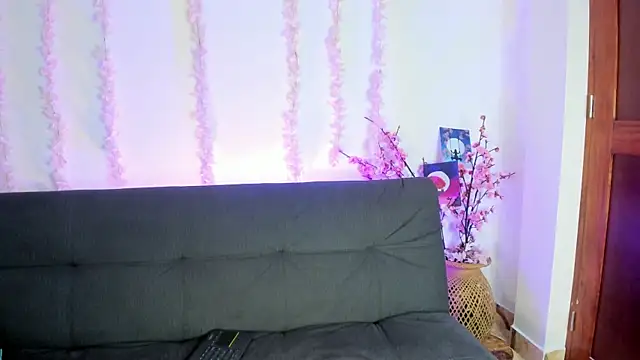 on tefa online show from 02/11/26, 03:17