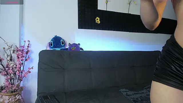 on tefa online show from 10/01/25, 11:19