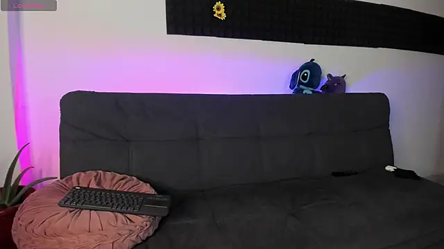 on tefa online show from 10/05/25, 01:18