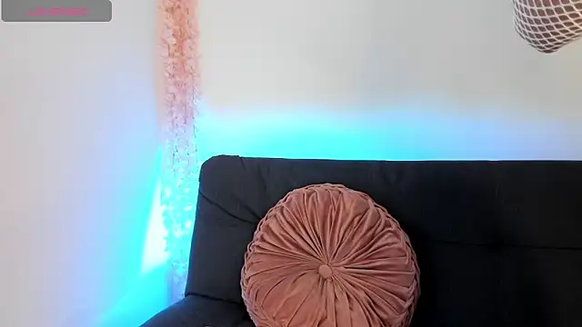 on tefa online show from 03/03/25, 08:54