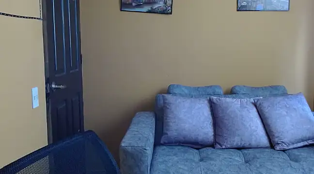 Kerly Lopez online show from 01/13/25, 08:15