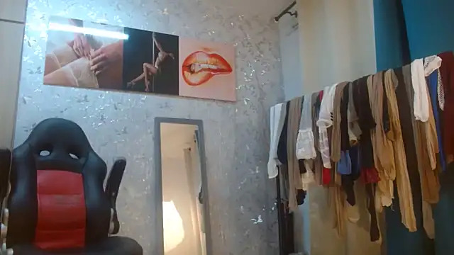 Samantabrown  online show from 04/04/26, 11:06