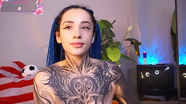 Snapshot of EvaCanton chatting on 07/12/26, 02:45 EvaCanton online show from 07/12/26, 02:45