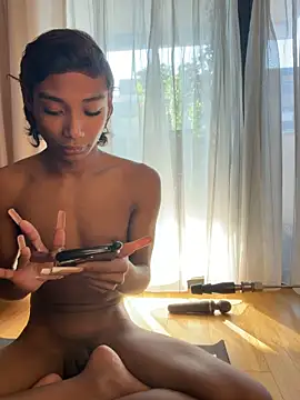 Snapshot of alejo_cute chatting on 02/28/26, 12:27 alejo cute online show from 02/28/26, 12:27