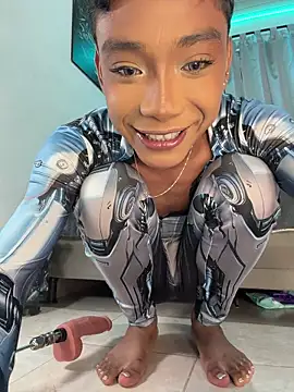 Snapshot of alejo_cute chatting on 07/08/26, 01:23 alejo cute online show from 07/08/26, 01:23