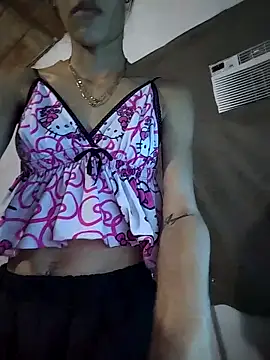 The-quee22 online show from 11/20/25, 06:52