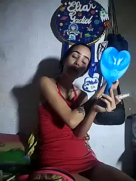 The-quee22 online show from 11/06/25, 08:13