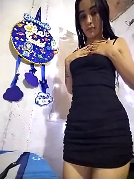 Snapshot of The-quee22 chatting on 10/02/25, 12:36 The-quee22 online show from 10/02/25, 12:36