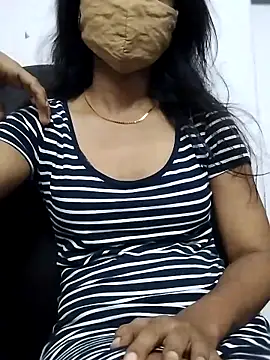 Snapshot of Triveni-Lovely chatting on 09/09/25, 03:54 Triveni-Lovely online show from 09/09/25, 03:54