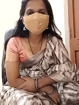 Snapshot of Triveni-Lovely chatting on 12/16/24, 11:22 Triveni-Lovely online show from 12/16/24, 11:22