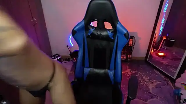 tay ler3 online show from 04/10/26, 03:02