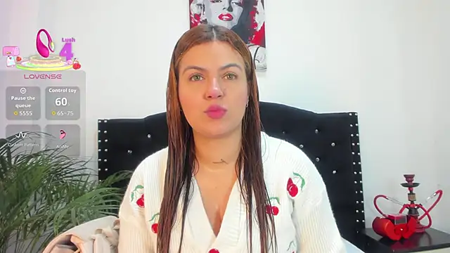 Snapshot of Alexandra_Torress chatting on 06/30/26, 12:27 Alexandra Torress online show from 06/30/26, 12:27