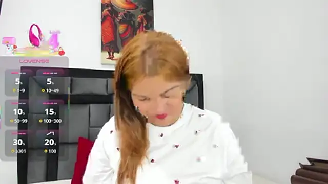 Alexandra Torress online show from 11/09/25, 01:48