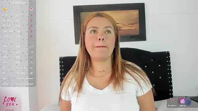 Alexandra Torress online show from 11/18/25, 03:48