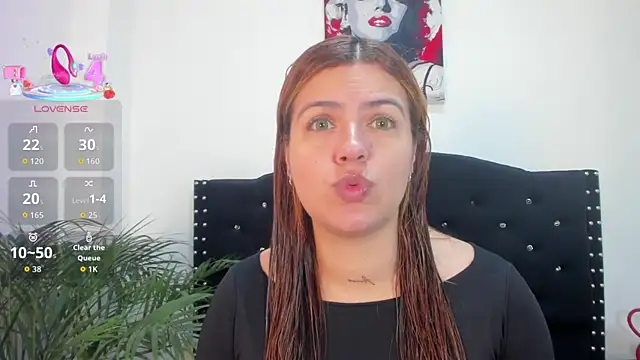 Snapshot of Alexandra_Torress chatting on 06/24/26, 12:26 Alexandra Torress online show from 06/24/26, 12:26