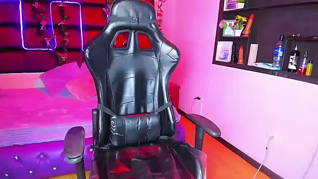 Amy hoy69 online show from 10/19/25, 12:52