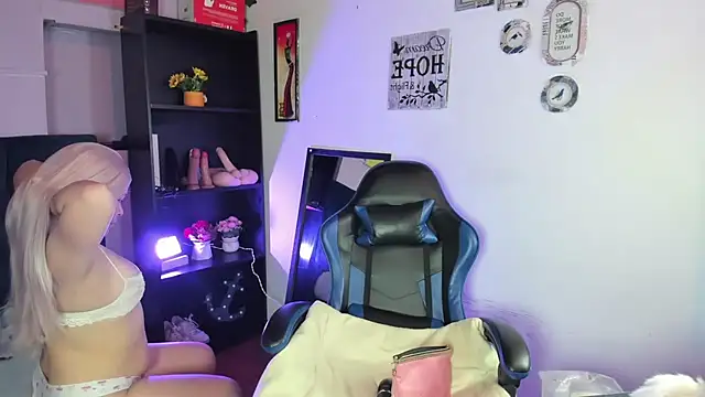 Amy hoy69 online show from 10/09/25, 03:18