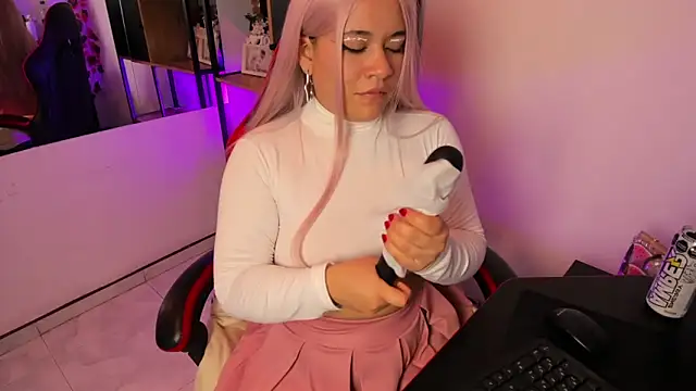 Amy hoy69 online show from 10/18/25, 11:18