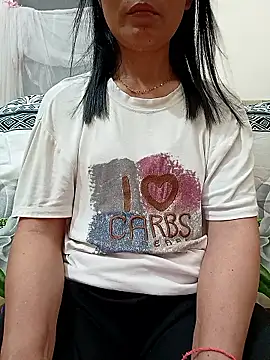 Asian girl13 online show from 04/05/26, 11:00