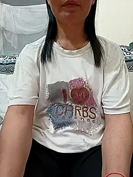 Snapshot of Asian_girl13 chatting on 04/25/26, 01:52 Asian girl13 online show from 04/25/26, 01:52