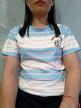 Snapshot of Asian_girl13 chatting on 04/28/26, 11:31 Asian girl13 online show from 04/28/26, 11:31
