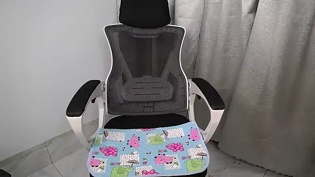 Lunobaby 204 online show from 12/14/25, 09:53