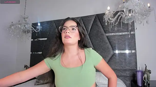 IsabellaGrey19 online show from 09/22/25, 07:09