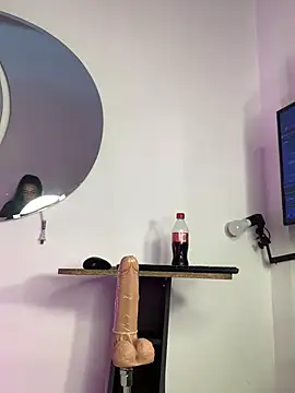 Snapshot of IsabellaGrey19 chatting on 02/11/26, 07:47 IsabellaGrey19 online show from 02/11/26, 07:47