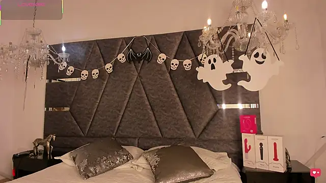 IsabellaGrey19 online show from 10/30/25, 07:33