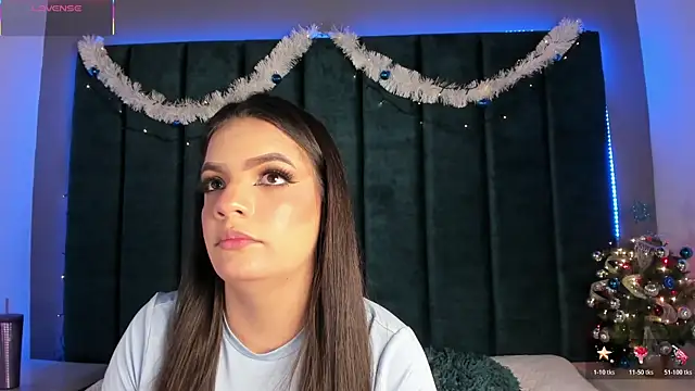 IsabellaGrey19 online show from 12/16/25, 07:51