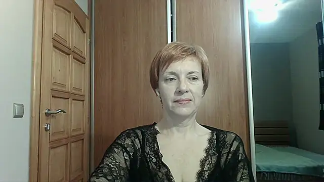 LoraLoraMay online show from 05/31/26, 06:20