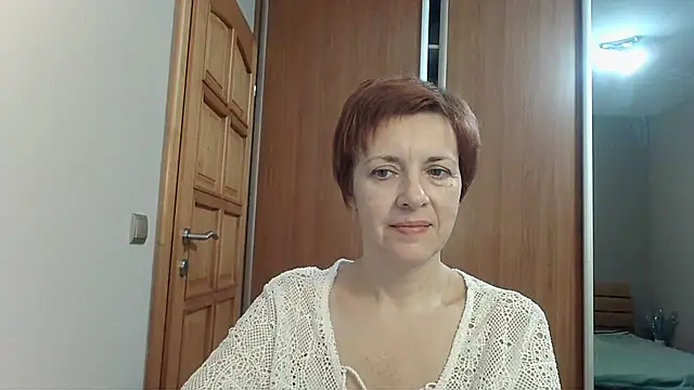 LoraLoraMay online show from 11/16/25, 05:17