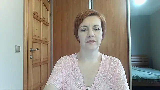 LoraLoraMay online show from 02/07/26, 01:30