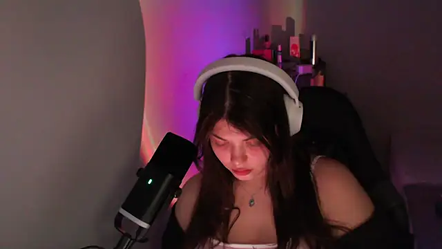 helengilmor online show from 04/04/26, 05:30